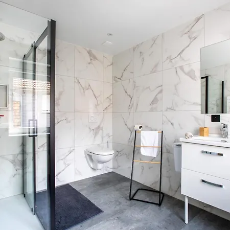 Du Hirsch Jacuzzi, Proche Ballon D'alsace, Randonnees Casa de Férias